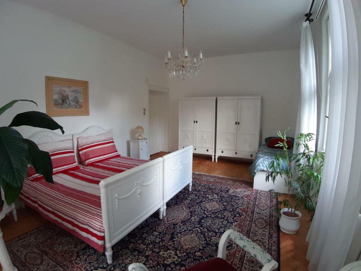 Rooms In Prague-Big+Comfy Exterior photo