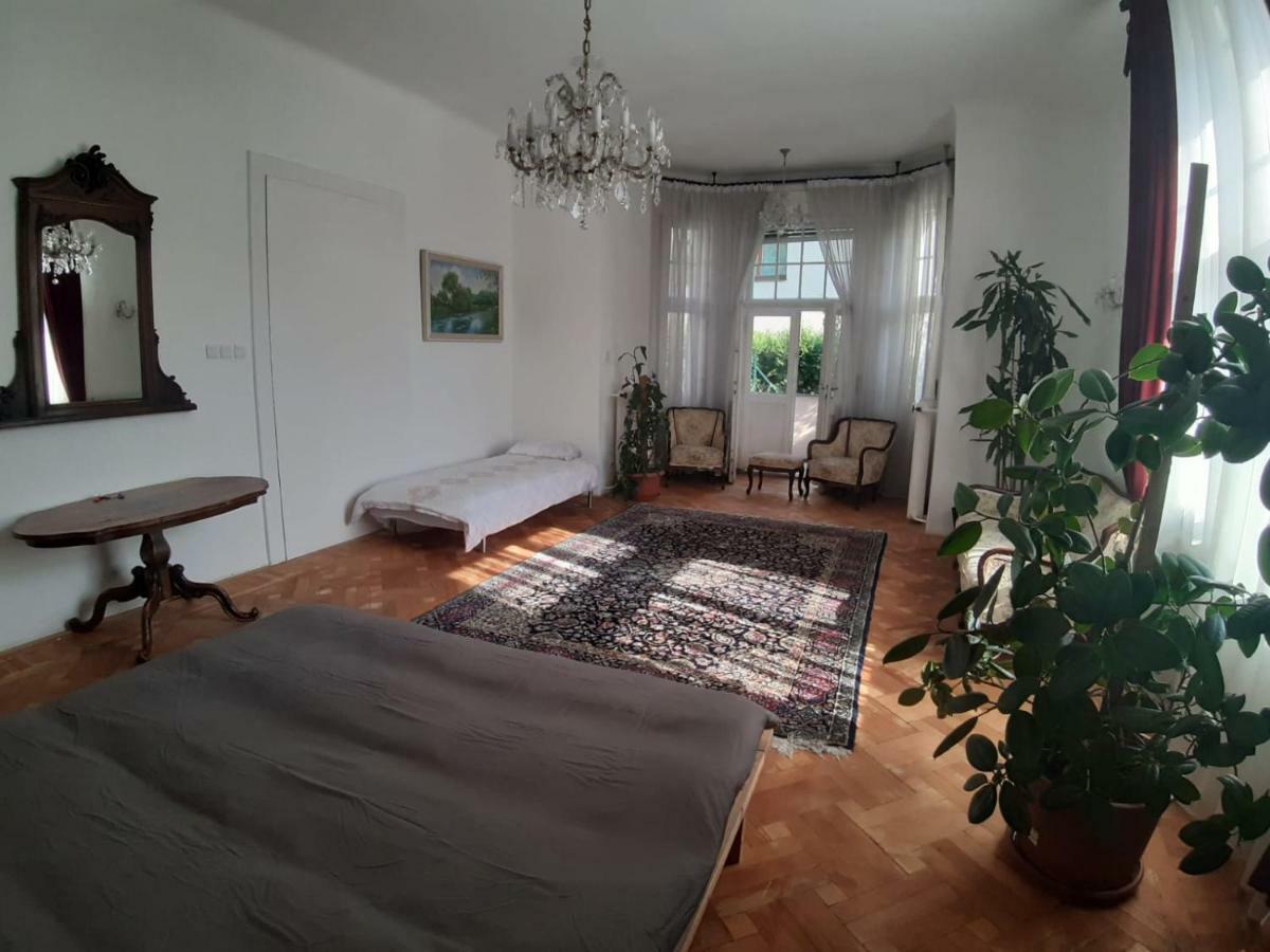 Rooms In Prague-Big+Comfy Exterior photo
